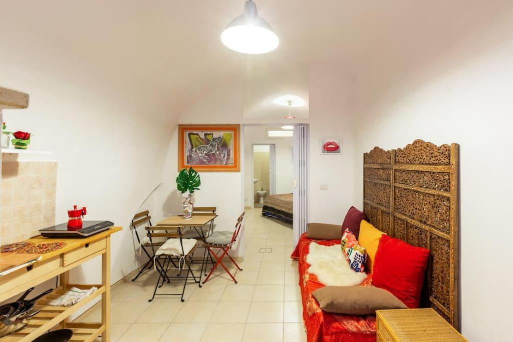 Charming Old Town House Appartement Bari Buitenkant foto