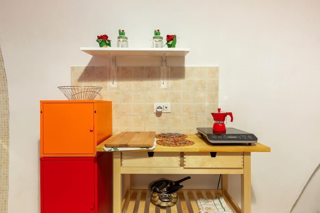 Charming Old Town House Appartement Bari Buitenkant foto