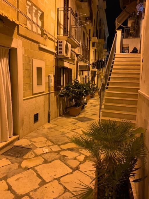 Charming Old Town House Appartement Bari Buitenkant foto